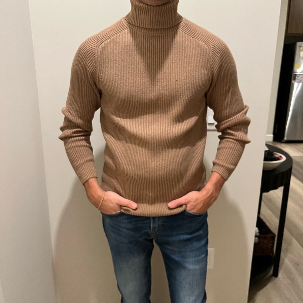 H&M Men's Brown Turtleneck Sweater